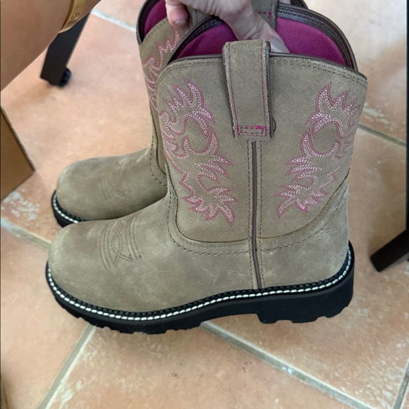 Ariat Women's Heeled Boots - Brown and Pink Embroidery - Picture 9 of 13